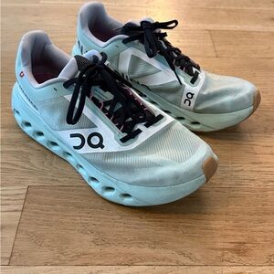 OnCloud Running Aqua and Black Sneakers